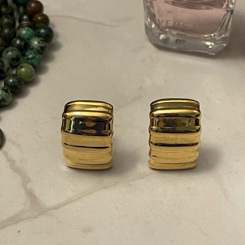 Napier Gold Screw Back Clip-On Earrings VTG - Picture 3 of 9